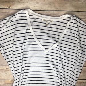 Express One sleeve Top